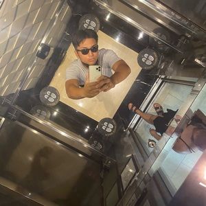 Meet your Posher, Aidan